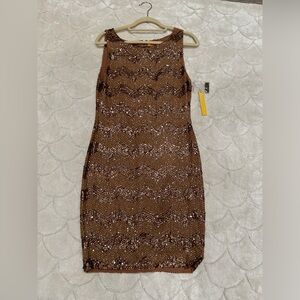 brand new w tags Alice + Olivia 8 sequin stripe zig zag chevron mini shift dress